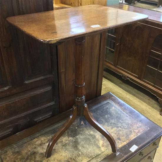 Mahogany snap top table